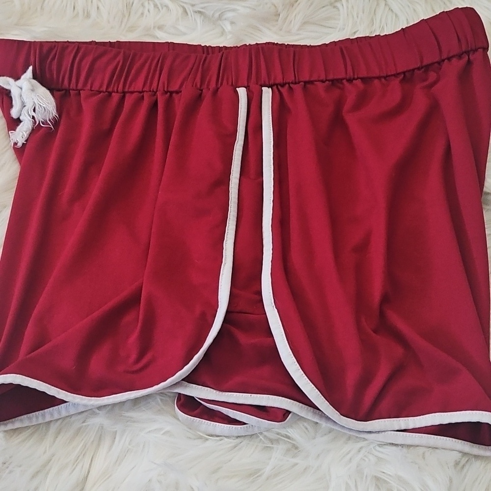 *PRICE DROP*
SHEIN Curve Red Athletic Shorts with White Trim - Picture 4 of 10